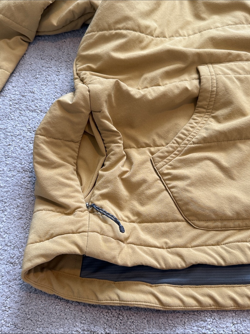 Patagonia Men’s Pack In Pullover Hoody - Picture 5 of 6